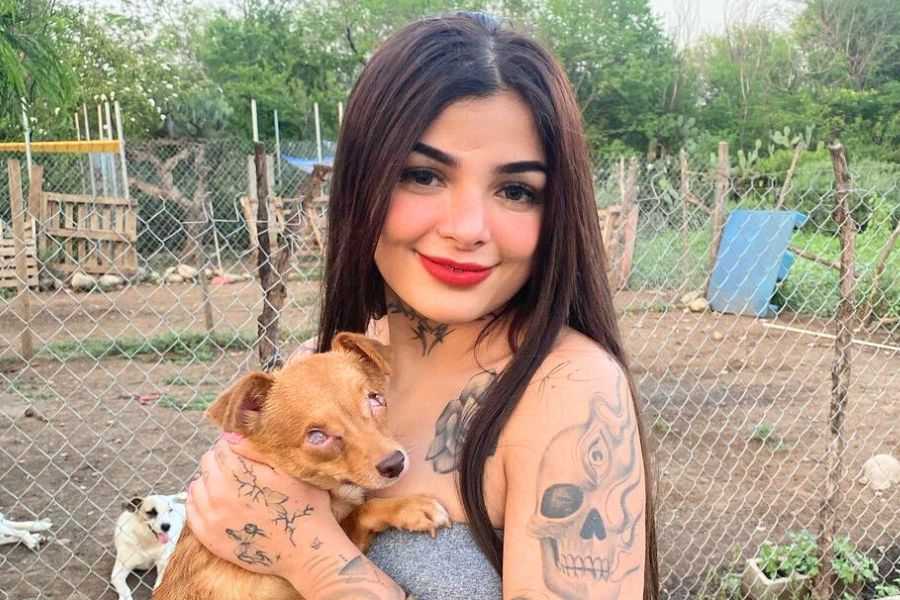 Karely Ruiz Wiki Age Net Worth Figure Size Boyfriend Biography